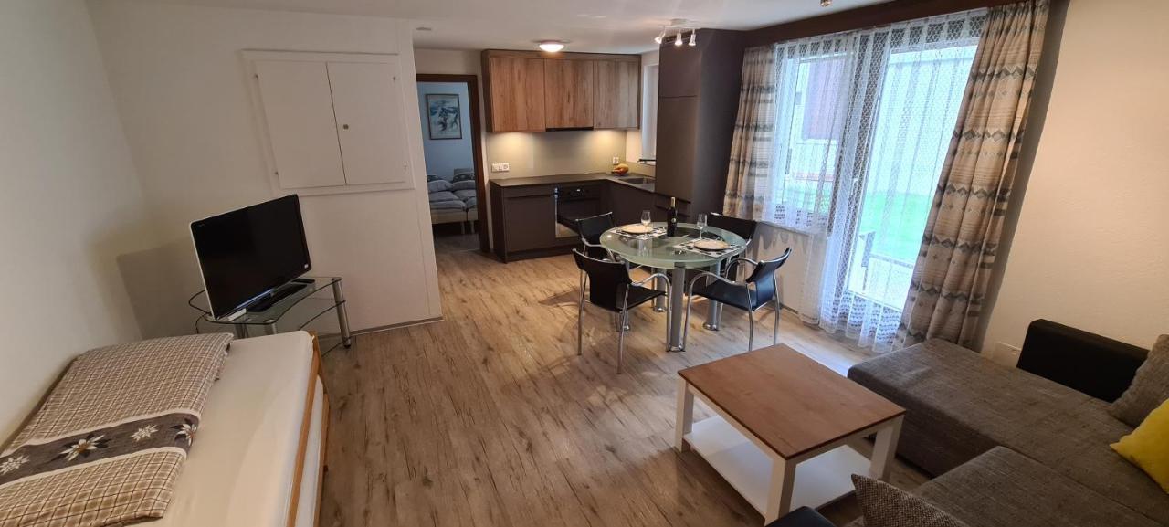 Apartmenthaus Sunshine Saas-Grund Εξωτερικό φωτογραφία
